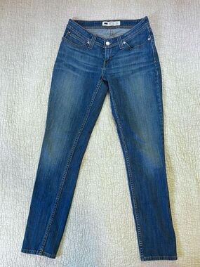 Levi's Women's Dark Blue Skinny Jeans